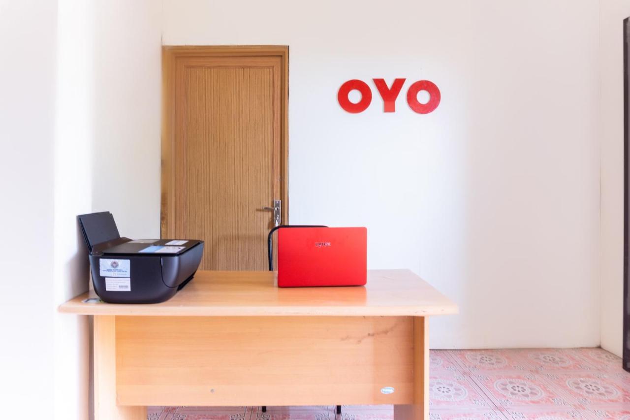 Oyo 3095 セマラプラ ホームステイ マカッサル エクステリア 写真
